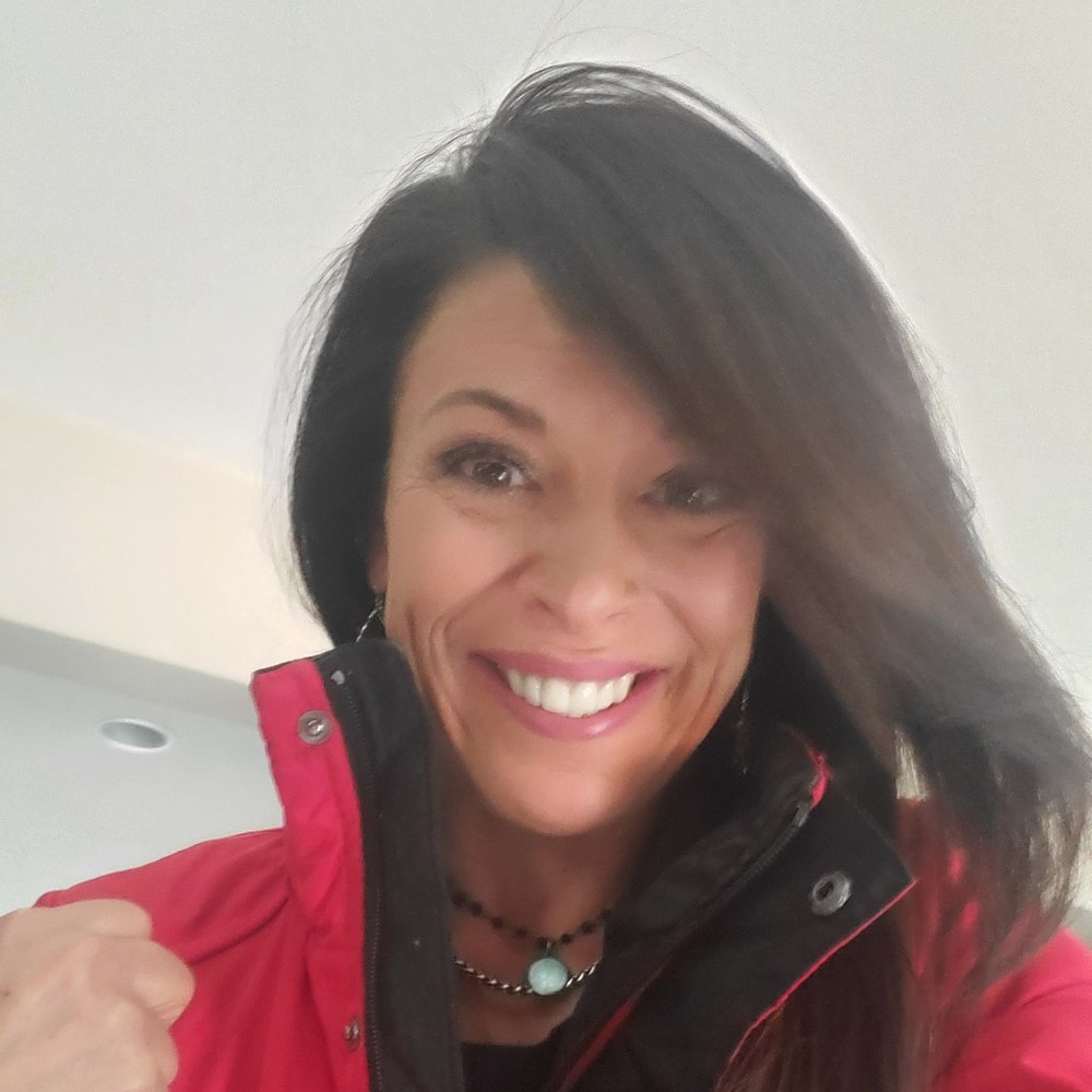 Meet your Posher, Posh